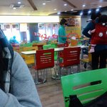 전주홈+ '푸드<b>코너</b>'에서 기저귀 간 모녀 (사진有)