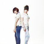 <b>2ne1</b> 이 빈폴진을 입었다 !!!