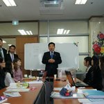 김진표 민주당 최고위원, 안산 외국인 이주민지원센터 방문