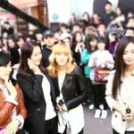 [직찍]강남역 소녀시대 출現!! 사진 드디어 올립니다.인터뷰하는...