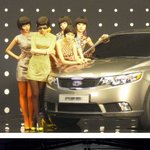 원더걸스 광고 촬영장 직찍, 어색한 <b>혜림</b>;