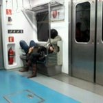 [사진有]땅콩남에 <b>이은</b> 개념 없는 커플