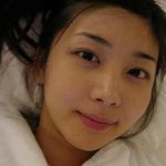 묘한 분위기의 <b>침대</b>셀카 찍은 여자 연예인