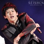 검은머리로 염색한 유키스 <b>동호</b>, 훨씬 잘 어울려