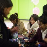 <b>사인</b> 좀 받아달라는 소희의 간절한 눈빛ㅋㅋ