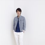 역시 우월한 김현중 화보에 실린옷이 <b>메인</b>에 떳다!