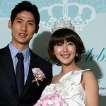 슈 결혼식장에 모인 왕년의 요정들