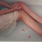킬힐 속에서도 살아남는 여배우들의 발관리법,