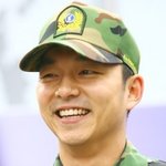 공유, 군복과 <b>사복</b> 차이가 뭐임?
