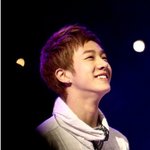 비스트 이기광, 대학교 <b>공연</b>에서 눈웃음^^