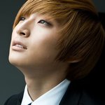 이제 성인이 되는 아이돌 멤버