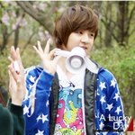 엠블랙 <b>천둥</b>-산다라 박 남매, 같은 옷 비교ㅋ