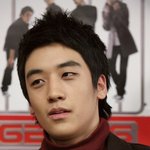 일반인<b>st</b>인데 인기는 탑인 남자아이돌