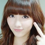 <b>호감</b>형 얼굴의 여자 아이돌
