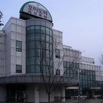 남잔데 어버이날 역 한 가운데서 울었습니다...