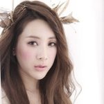 서인영 최근 <b>자켓</b>사진! 어딘가 아파보여