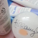 s그룹을 내세워 재고처리 한 <b>b사</b> 화장품