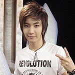 남자아이돌 그룹, <b>누가</b> 제일 용됐나?
