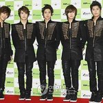 ss501 김현중, 교통사고로 <b>전치</b> 2주 진단