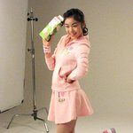 핑크빛 트레이닝복 입은 상큼발랄한 <b>연아</b> ♡
