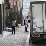 김소연한테 선물주는 <b>박시후</b>, 촬영장 직찍