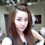 날씬을 넘어 너무 마른 <b>여자</b> 아이돌 <b>멤버</b>