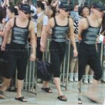 공항패션 <b>전담</b> 코디가 필요한 아이돌.jpg