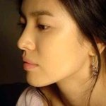 화장품모델로는 송혜교~피부,각도 <b>지대</b>!