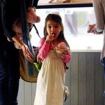 아이스크림 먹는 <b>수리</b> 크루즈, 확 바뀐 분위기ㅋ