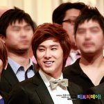 매니저 <b>결혼식장</b> 간 유노윤호, 신랑보다 더 멋져