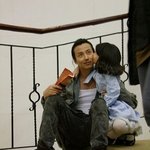 촬영장에서 아역배우한테 뽀뽀받는 김남길