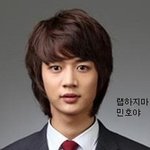 팬들도 오글거리게 하는 <b>실력</b>의 아이돌