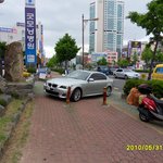 외제차 주차는 이렇게 해야 개념~