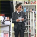 어벤져스 만화책 구입한 로버트 <b>다우니</b> 주니어