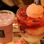 카페베네 딸기<b>빙수</b> 먹어봤어??? 듬뿍듬북 완전 맛나!!