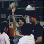 카라 강지영 가려주는 <b>니콜</b>의 매너ㅋ