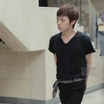 지드래곤 넥타이를 벨트로 쓰다니!