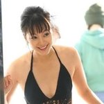 눈씻고 찾아봐도 <b>뱃살</b> 없는 연예인