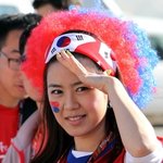 ´박지성 시프트´ 그리스 포백 뒤흔들다
