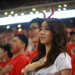 그리스 응원녀의 <b>정체</b>