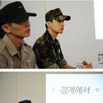 군대에서 화보찍고 있는 이준기-이동욱
