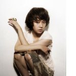 올해 서른인 <b>이정현</b>, 머리 자르니 더 어려졌어