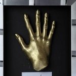 소녀시대 윤아 핸드프린팅, 230만원에 <b>낙찰</b>!