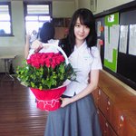예쁜 여고생한테 치근덕거리는 나이 많은 <b>선생</b>님