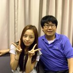 <b>쌩얼</b>로 라디오 출연한 구하라, 아파보여