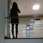 초등교사 성추행에 학생들 신고도 학교는 <b>쉬쉬</b>~