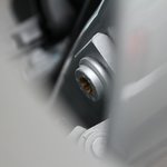 audi <b>신차</b>를 구입하였는데 운전석 앞뒷문 탈부착 흔적이 있습니다...