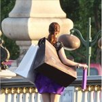 가십걸 촬영중인 블레어, 파격적인 노출<b>의상</b>