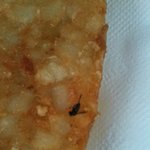 맥<b>모닝</b> 해쉬브라운에 벌레가...(사진有)