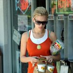 스칼렛 요한슨, 식사는 이정도로 해줘야 함!